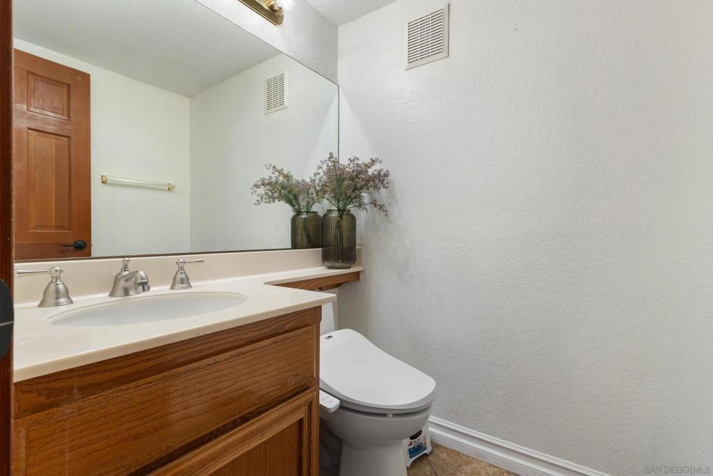 984 S Rim Crest Dr 7 Property Photo 28