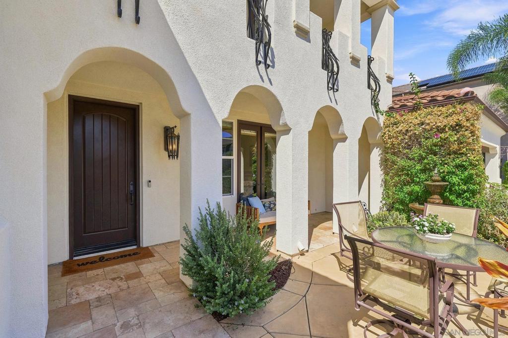7598 Circulo Sequoia Property Photo 8