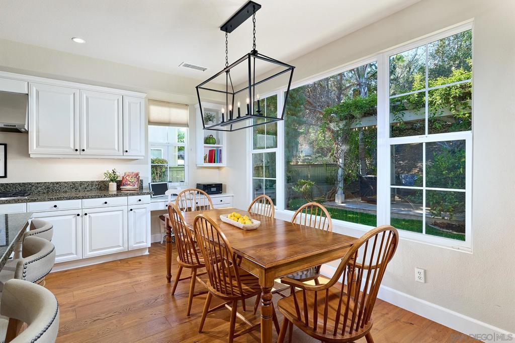 7598 Circulo Sequoia Property Photo 19