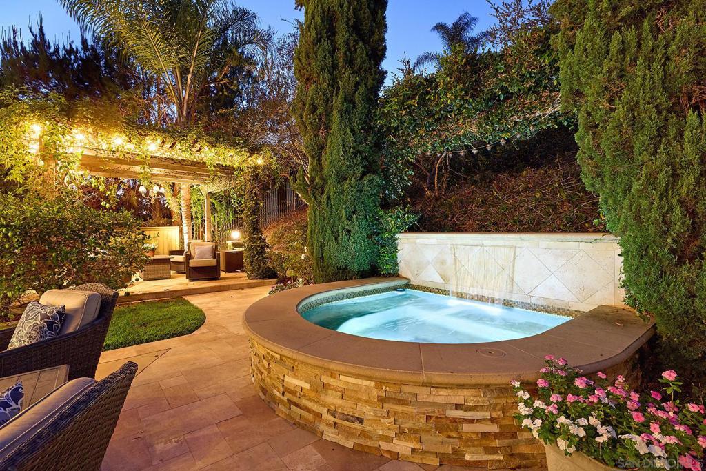7598 Circulo Sequoia Property Photo 37