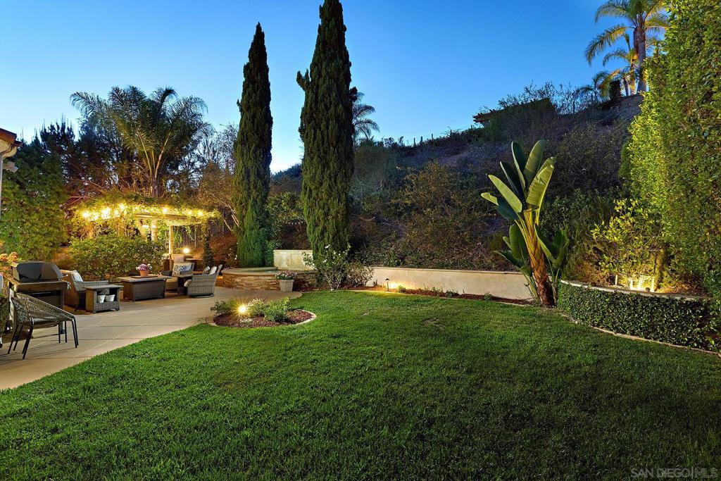 7598 Circulo Sequoia Property Photo 40