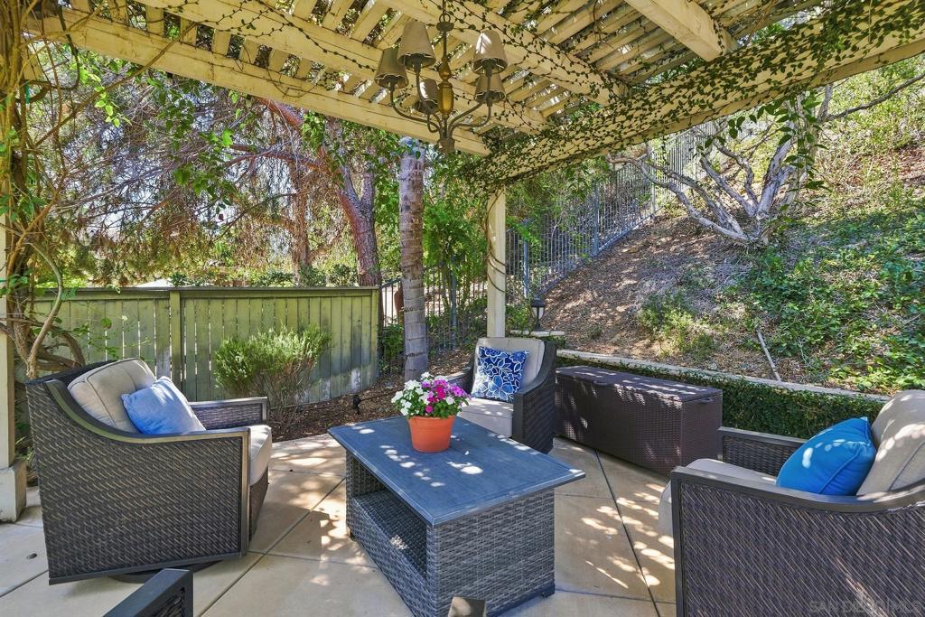 7598 Circulo Sequoia Property Photo 46