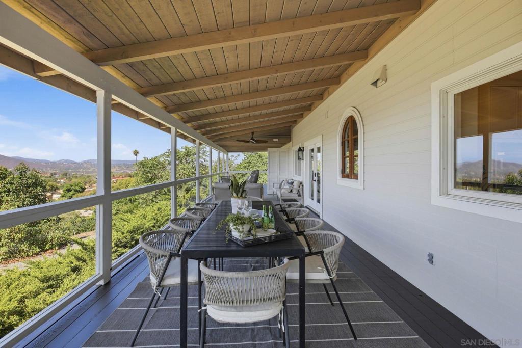 2613 Sunset Hills Property Photo 10