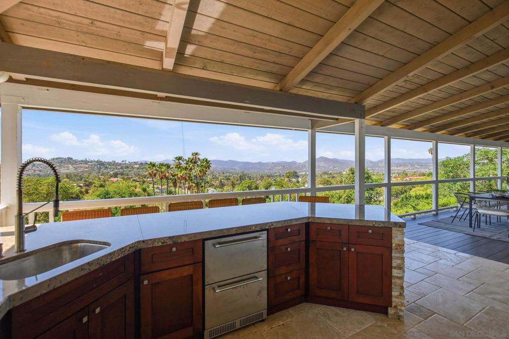 2613 Sunset Hills Property Photo 12