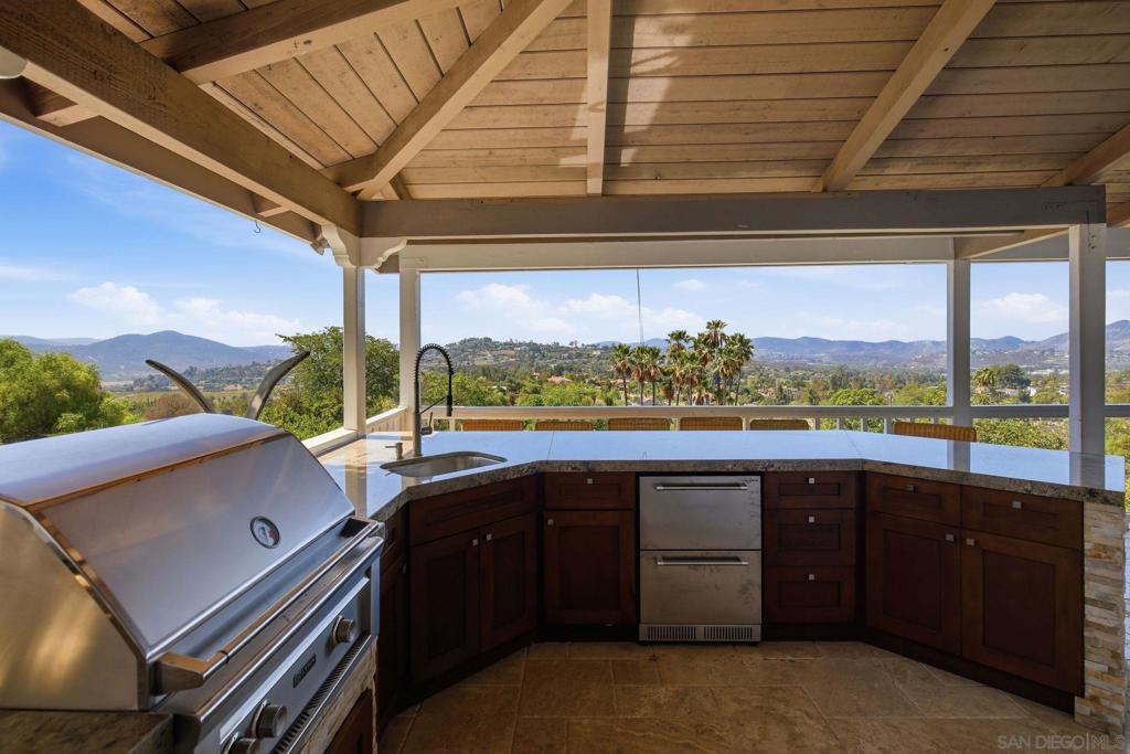 2613 Sunset Hills Property Photo 13