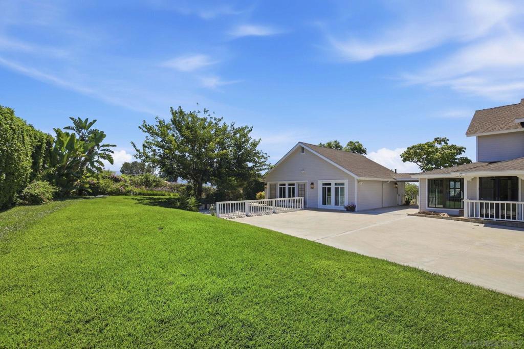2613 Sunset Hills Property Photo 44