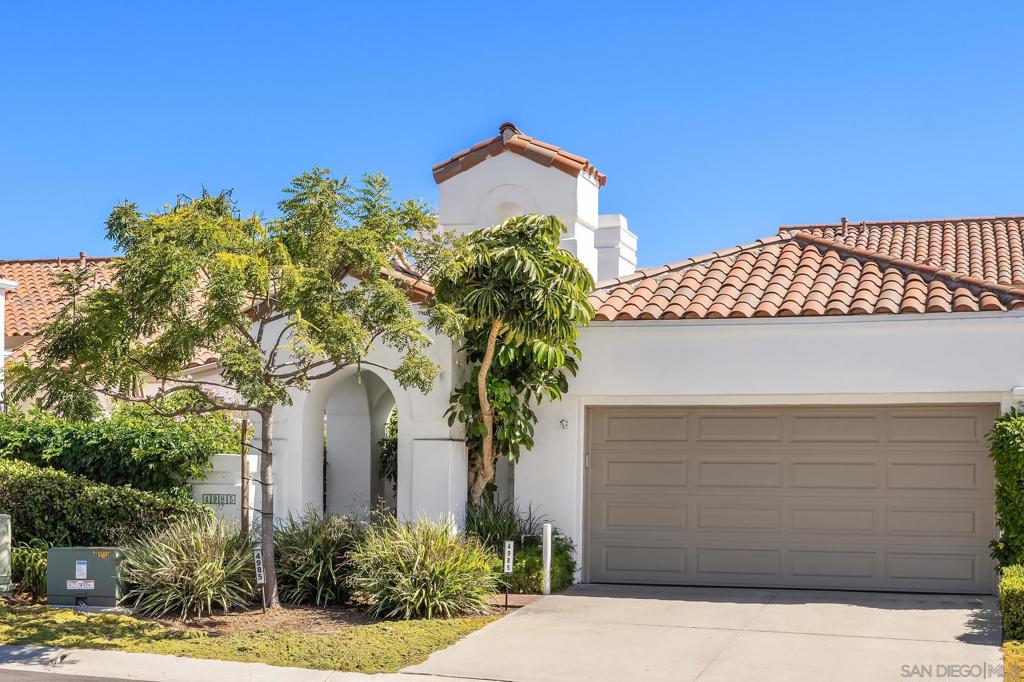 4985 Alicante Way Property Photo