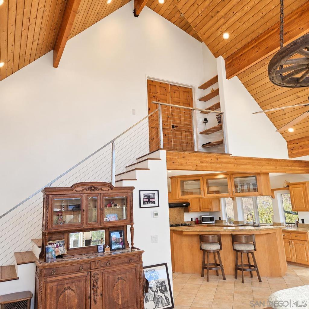 32610 Lilac Rd Property Photo 16