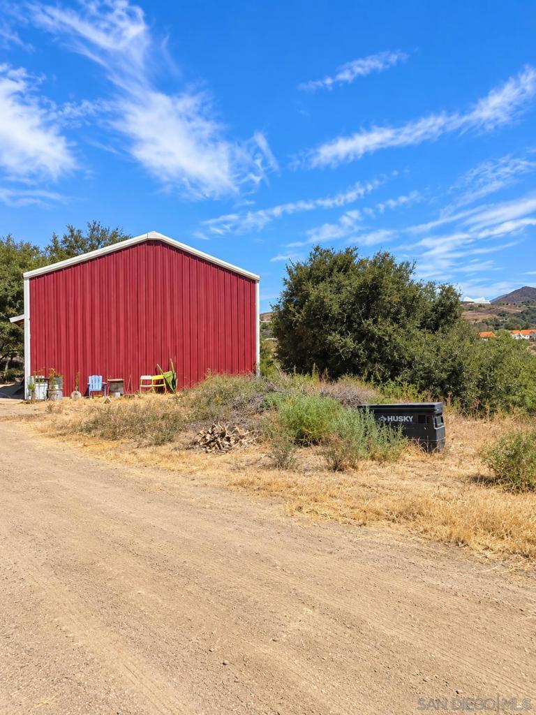 32610 Lilac Rd Property Photo 23
