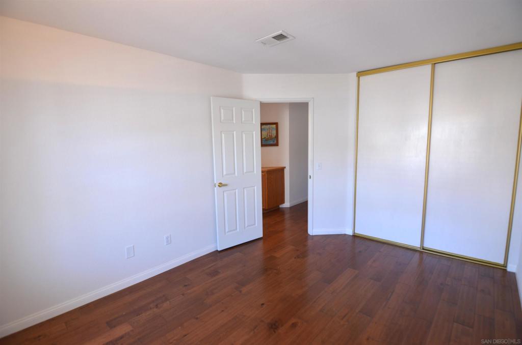 970 Somerset Ct. Unit C Property Photo 27