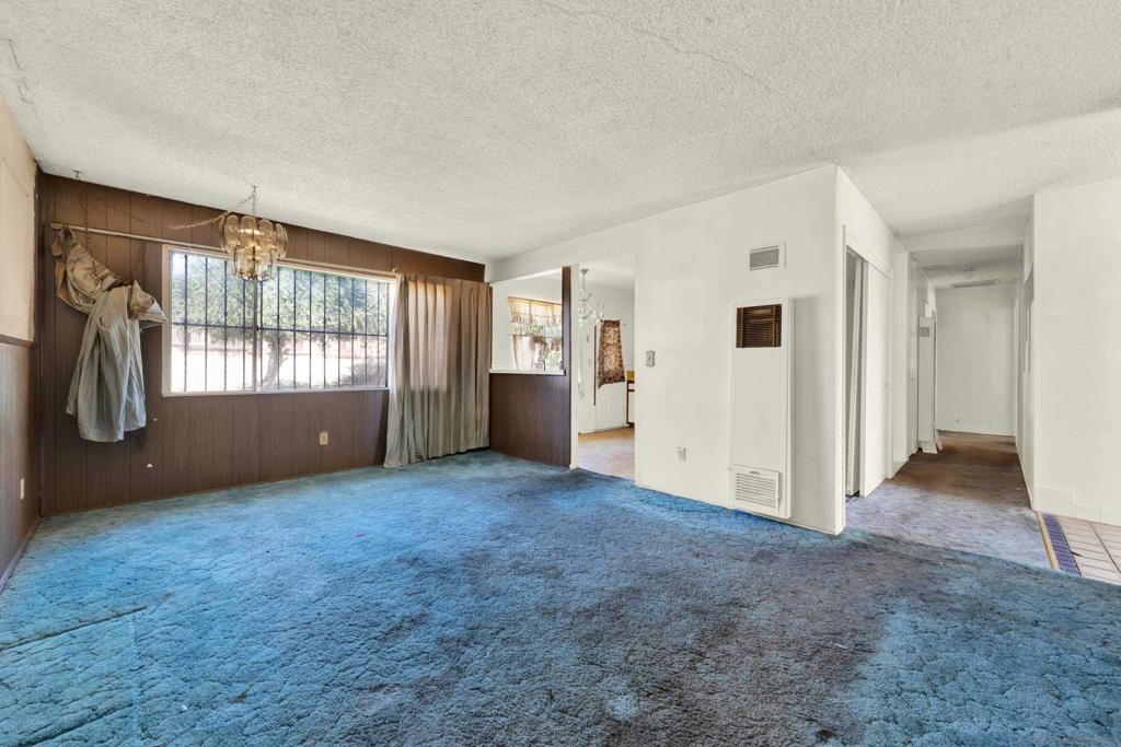 138 Old Oak Property Photo 7