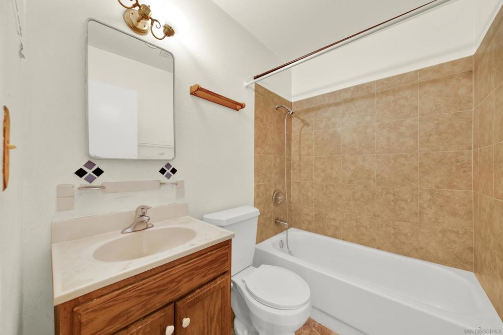 138 Old Oak Property Photo 14