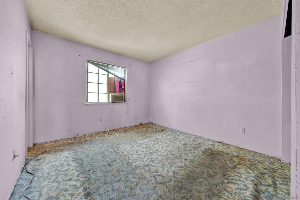 138 Old Oak Property Photo 15
