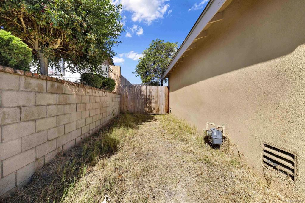 138 Old Oak Property Photo 34