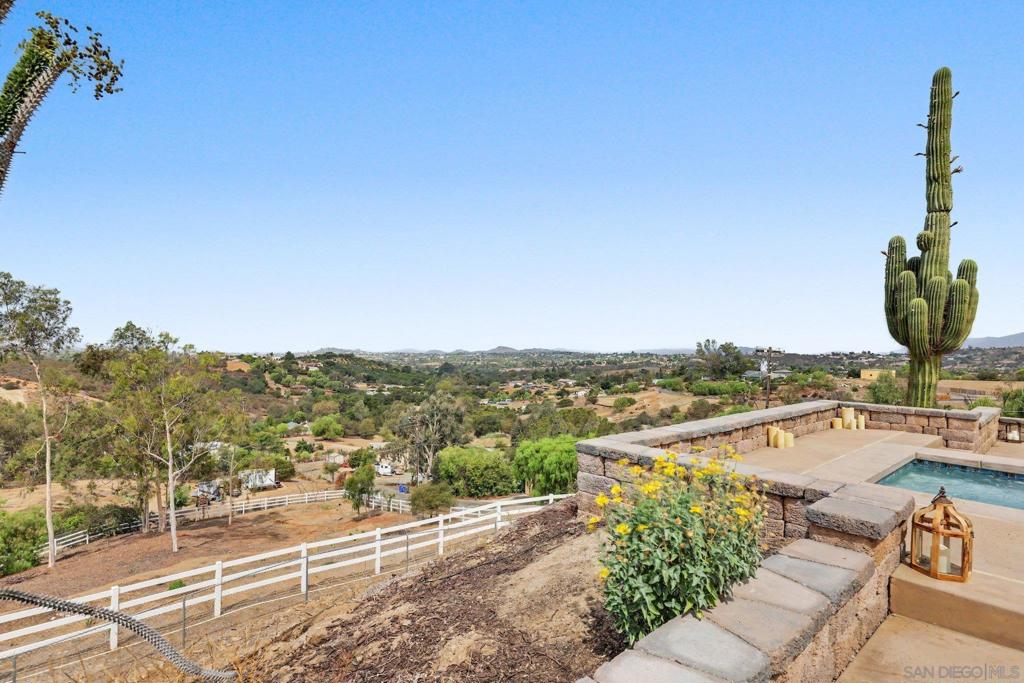 30218 Cool Valley Ln Property Photo 4