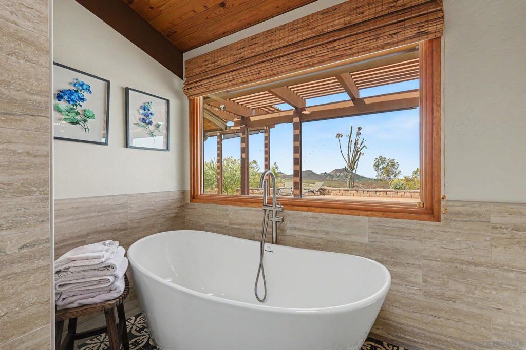 30218 Cool Valley Ln Property Photo 24
