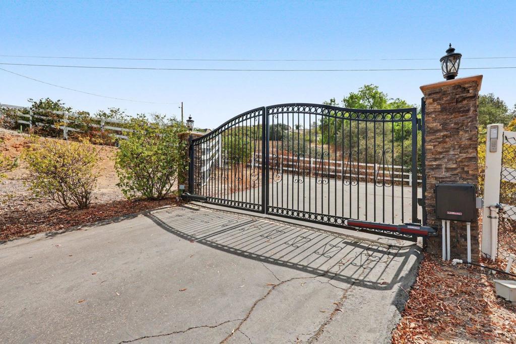 30218 Cool Valley Ln Property Photo 44