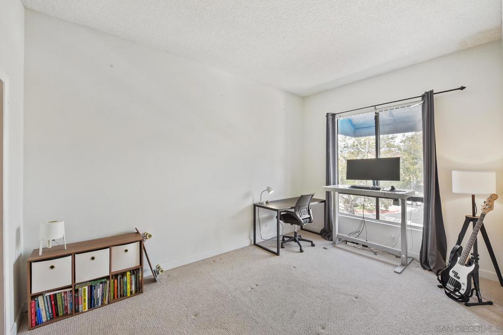 8310 Regents Rd 3e Property Photo 12