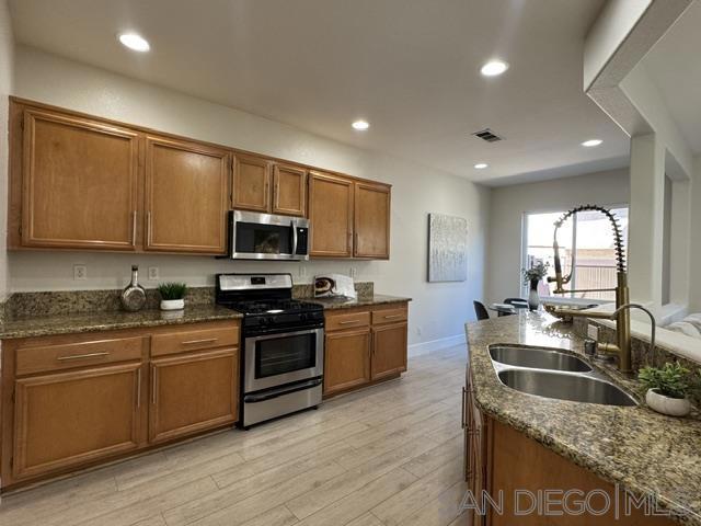 10685 Wexford St 2 Property Photo 4