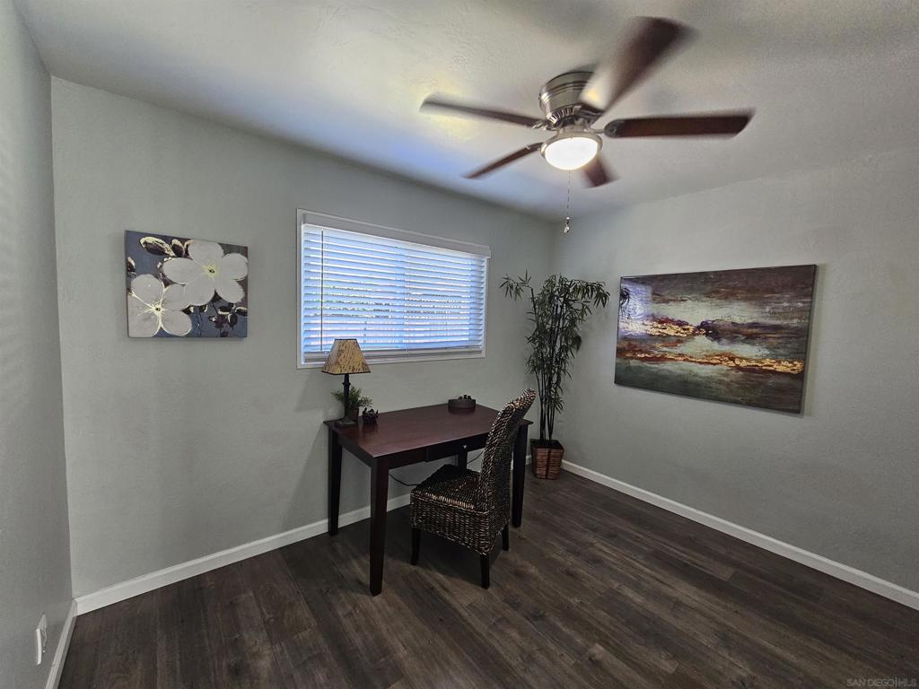 4858 Chateau Drive Property Photo 9