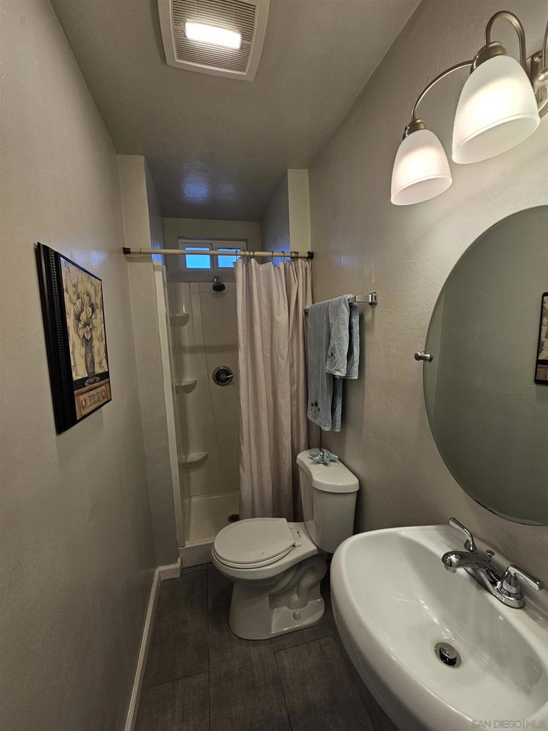 4858 Chateau Drive Property Photo 10