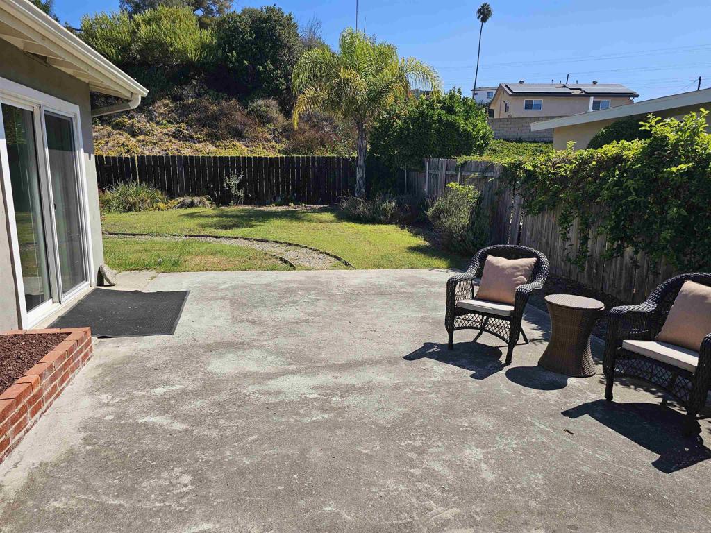 4858 Chateau Drive Property Photo 14