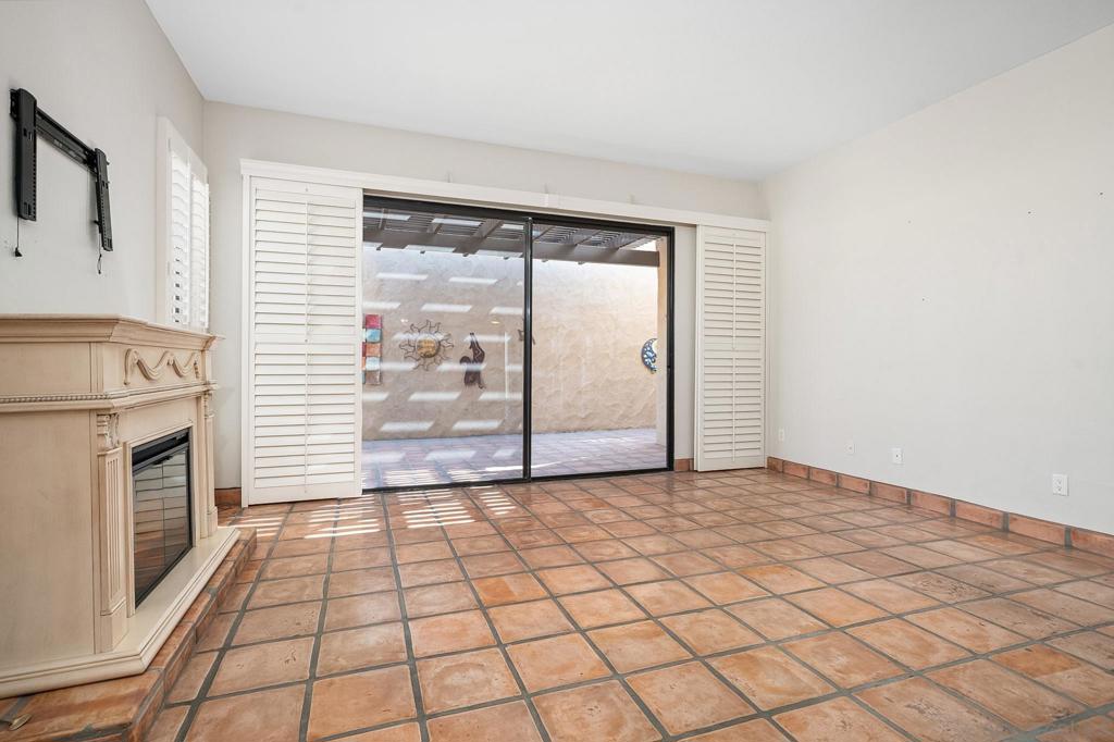 4837 S Winners Circle A Property Photo 6