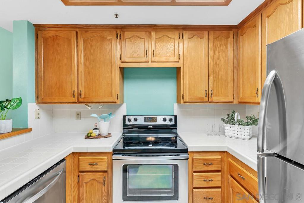 5895 Friars Rd 5213 Property Photo 3