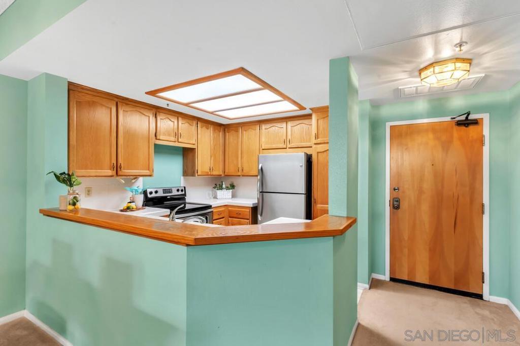 5895 Friars Rd 5213 Property Photo 6