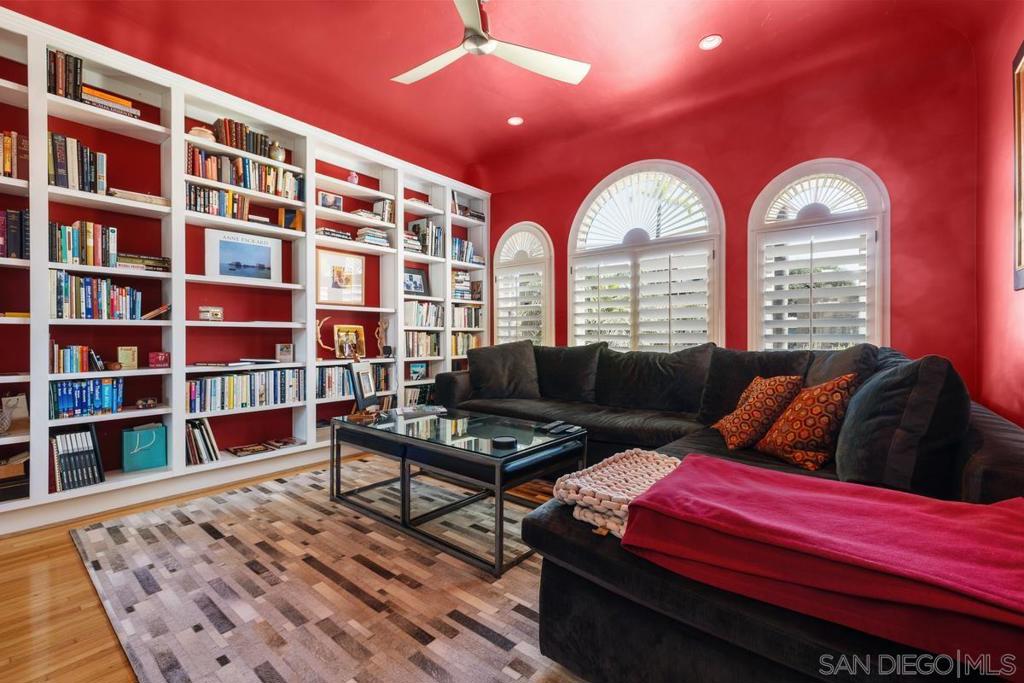 4874 Edgeware Road Property Photo 14