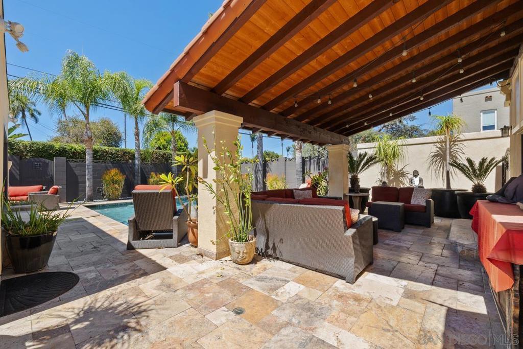 4874 Edgeware Road Property Photo 22