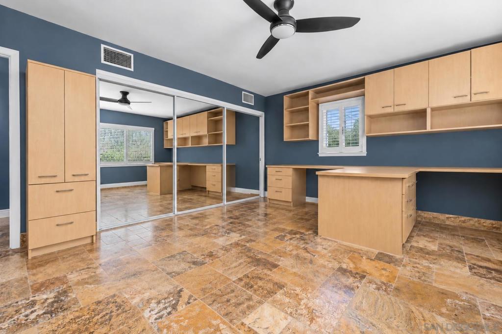 4874 Edgeware Road Property Photo 27