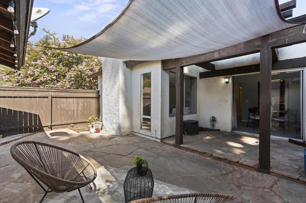 2147 Citrus Tree Property Photo 30