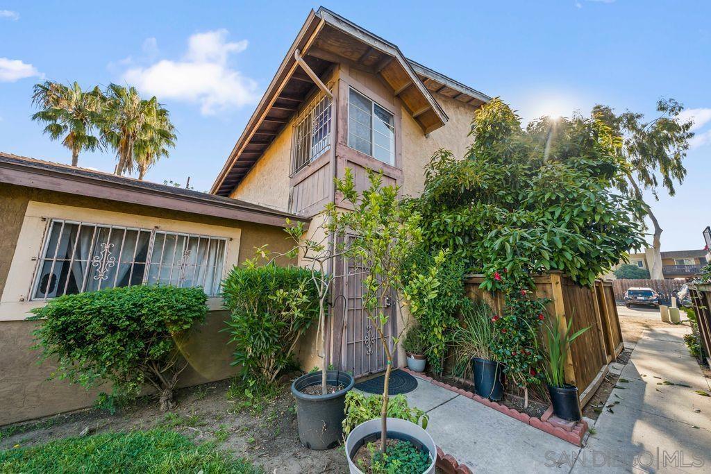 1302 W San Ysidro Unit C Property Photo 4