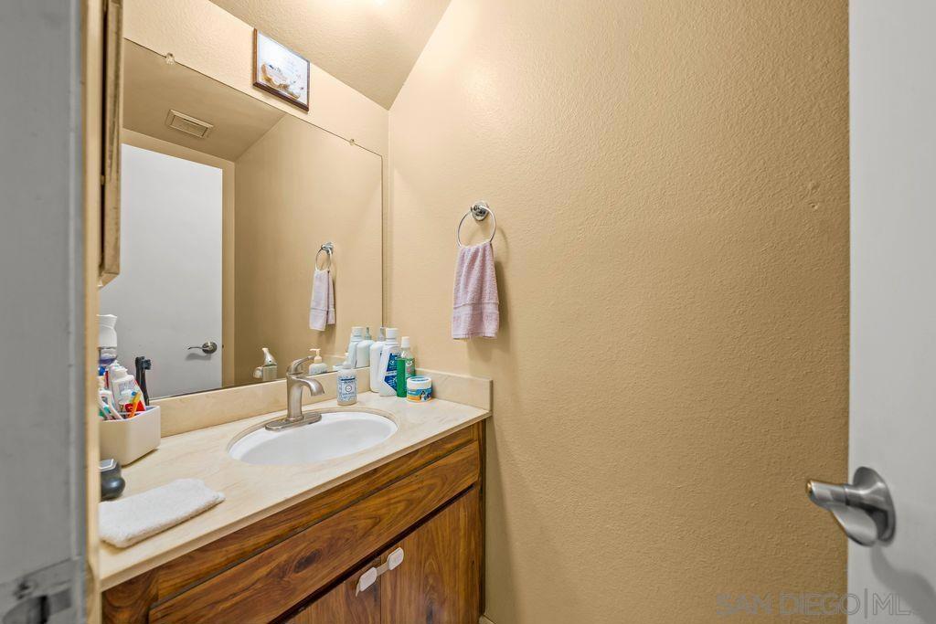 1302 W San Ysidro Unit C Property Photo 12