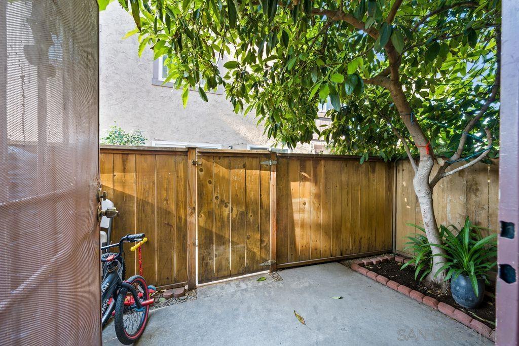 1302 W San Ysidro Unit C Property Photo 15