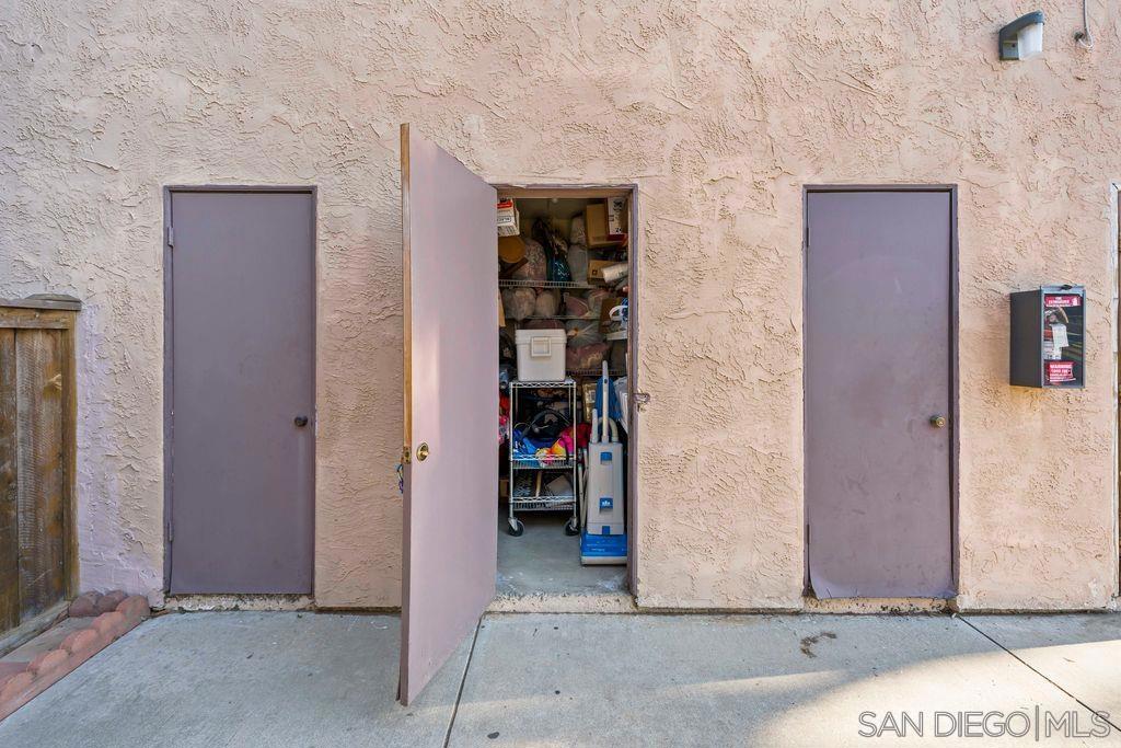 1302 W San Ysidro Unit C Property Photo 21