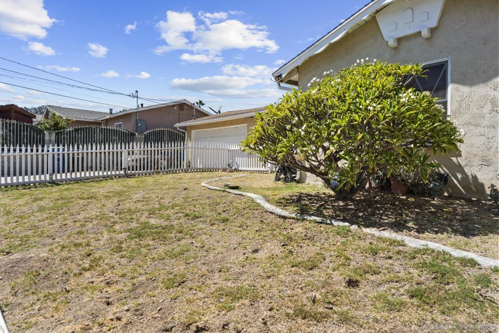 1520 Tarleton St Property Photo 4