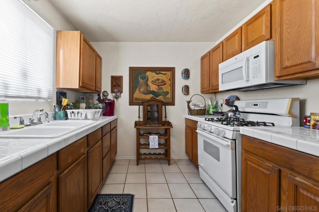 1520 Tarleton St Property Photo 17