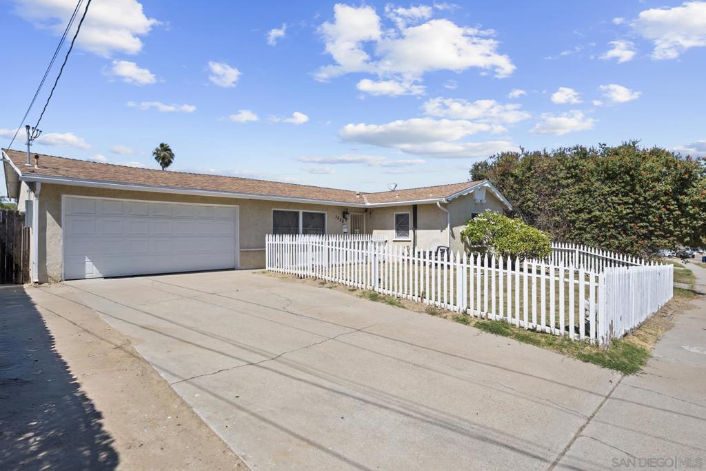 1520 Tarleton St Property Photo 30