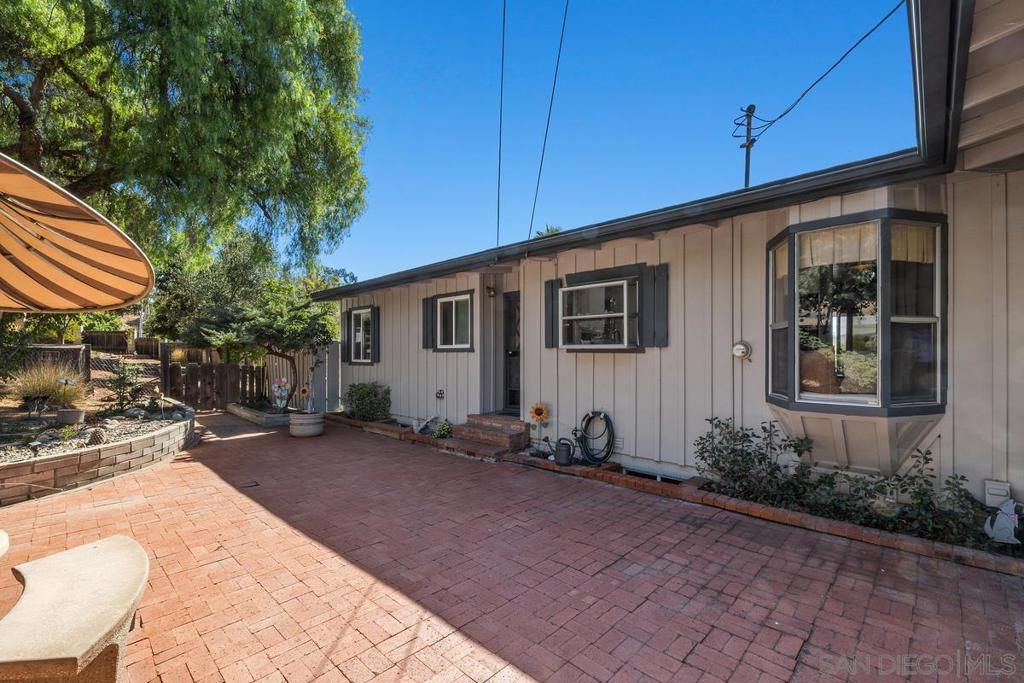 11355 Eucalyptus Hills Property Photo 6