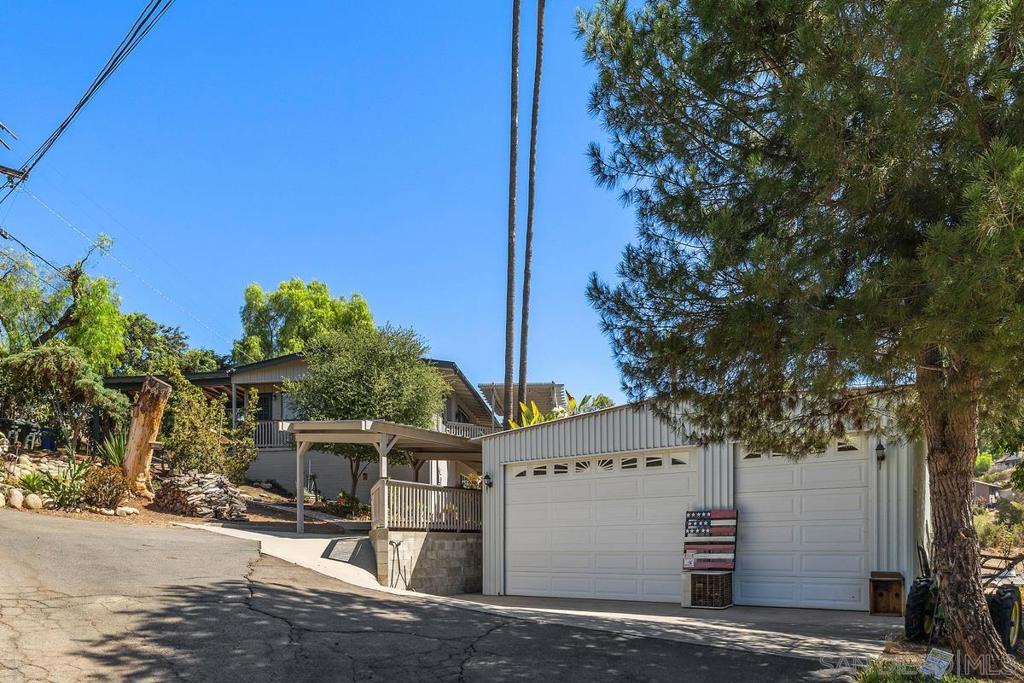 11355 Eucalyptus Hills Property Photo 35