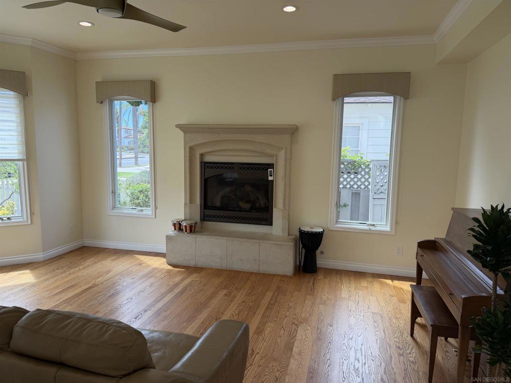 4282 Middlesex Drive Property Photo 6