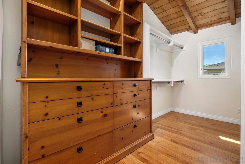4282 Middlesex Drive Property Photo 27