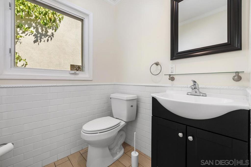 4282 Middlesex Drive Property Photo 31