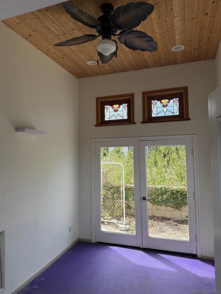 4282 Middlesex Drive Property Photo 39