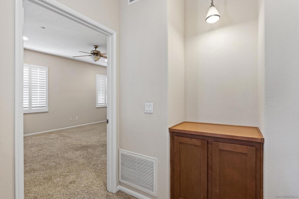 2099 Silverado St Property Photo 31