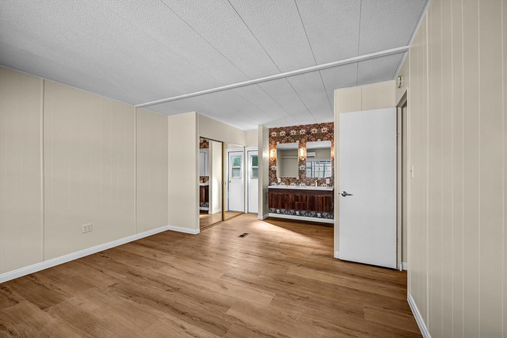 4942 1/2 Old Cliffs Rd. Property Photo 23