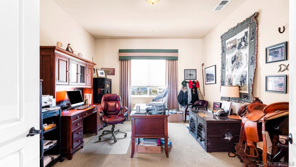 1485 Santa Fe Hills Property Photo 14