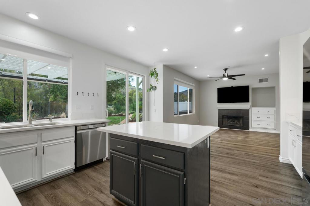 2201 Orange Grove Place Property Photo 13